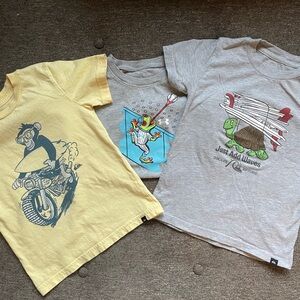 Quicksilver and under Armour T-shirts size 4T